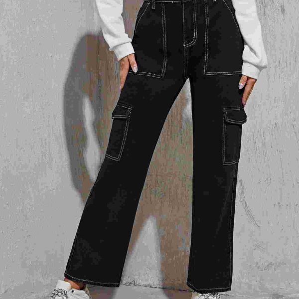E.B EZwear بنطلون كارجو بجيب قلاب وخصر عالي ومزين بغرز متداخلة
